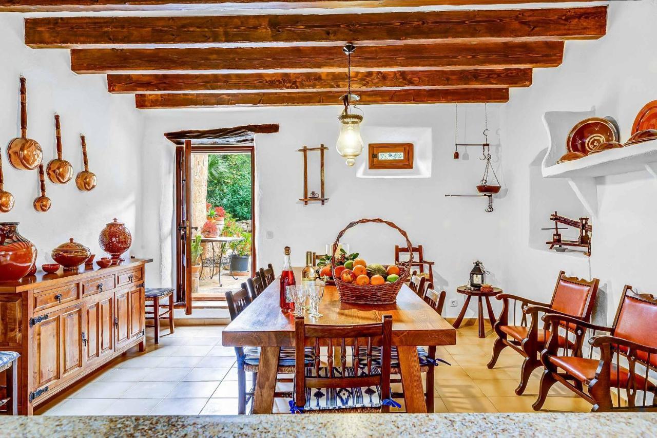 Oliva Villa Pollença